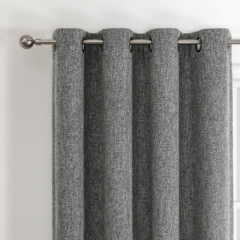 Cortina blackout de poliéster Regal Home Collections® Campbell de 2.13 m color grafito - Image 4
